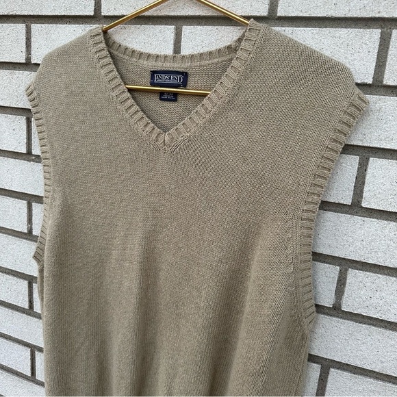 Lands End Beige Tan Cotton Knit V-Neck Sweater Vest - Picture 2 of 9